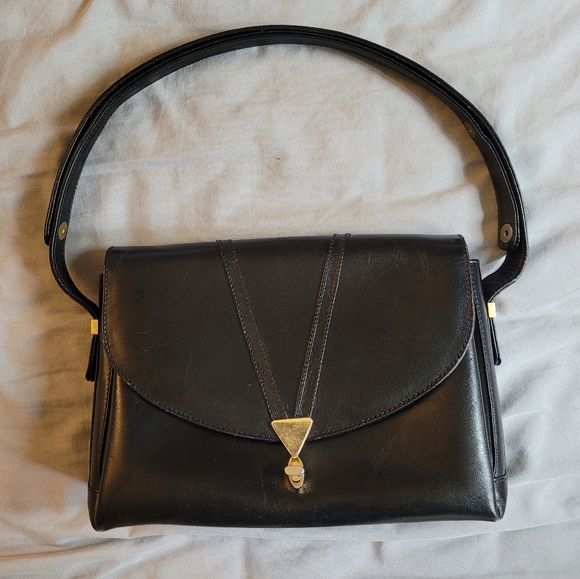 Black Crossbody Purse / Handbag - Picture 2 of 11